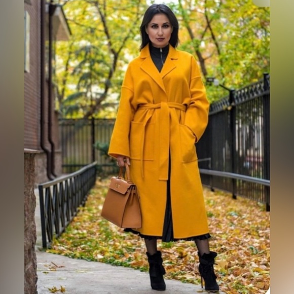 Meet your Posher, Bella - Picture 2 of 6